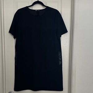 Zara Black Short Sleeve Crewneck Top with Pockets